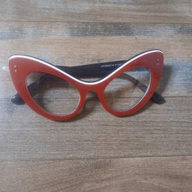 Red White Black Rounded Extreme Cateye